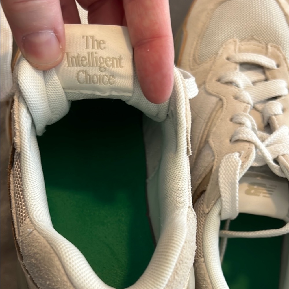 New Balance Unisex Running Shoes - M5740GRM - Picture 11 of 11